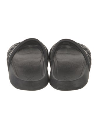 Louis Vuitton 2021 LV Monogram Slides