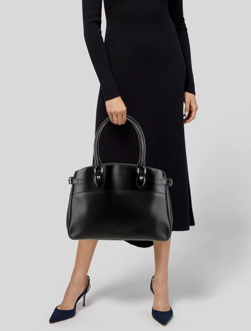 Louis Vuitton Epi Leather Passy PM