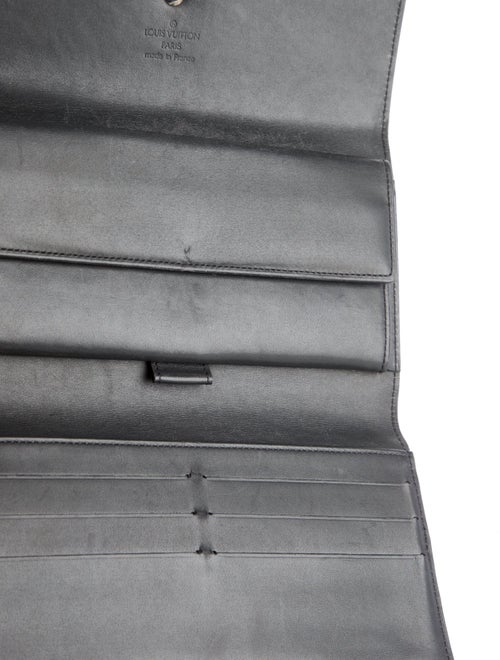 Louis Vuitton 2003 LV Monogram International Wallet