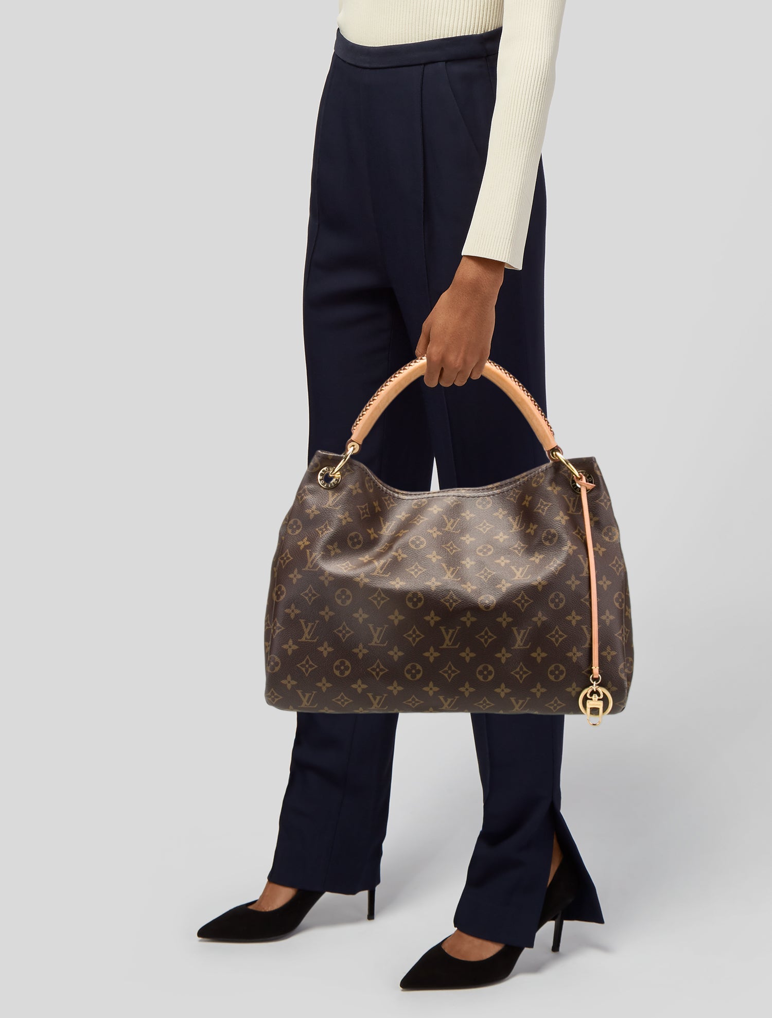 Louis Vuitton LV Monogram Artsy MM