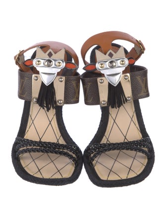Louis Vuitton Leather Printed T-Strap Sandals
