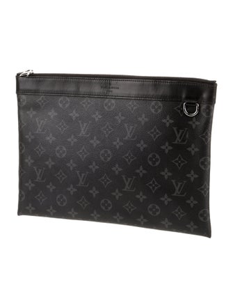 Louis Vuitton Monogram Eclipse Discovery Pochette GM