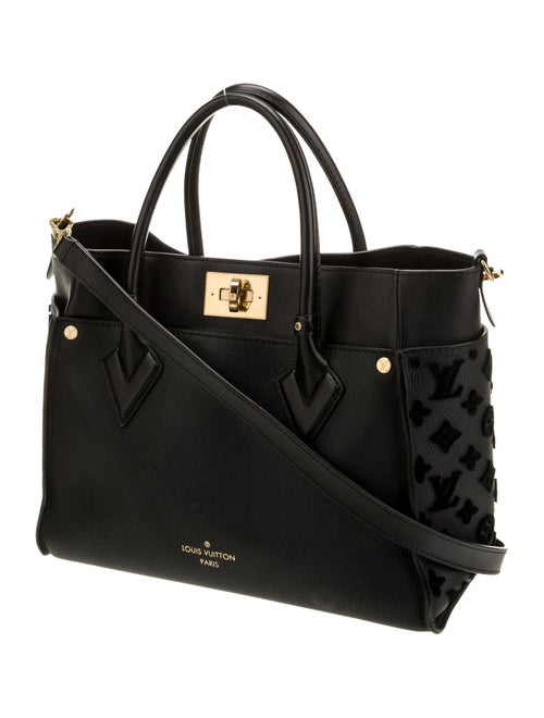 Louis Vuitton LV Monogram On My Side MM