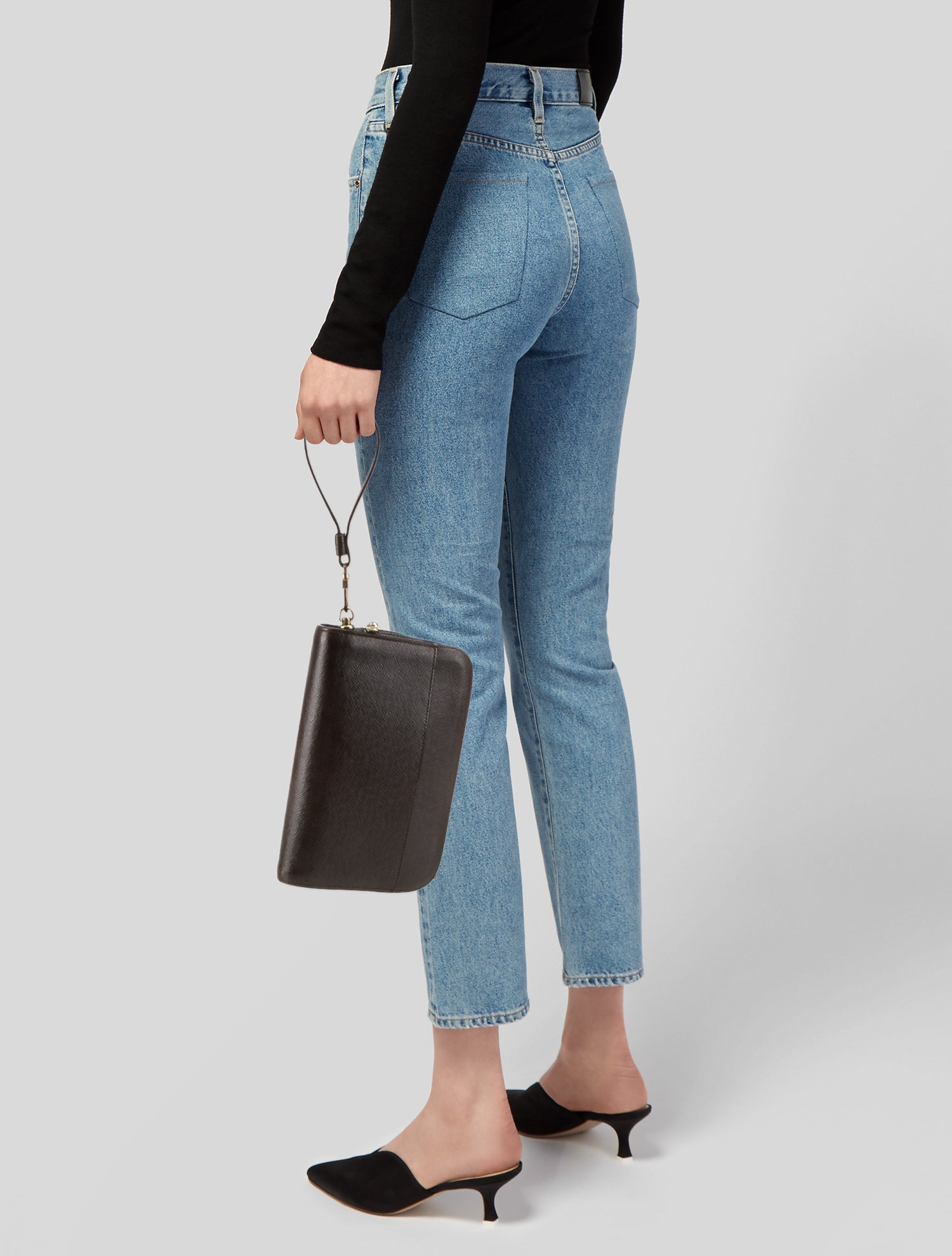 Louis Vuitton Taiga Leather Crossbody Bag