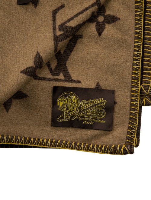 Louis Vuitton Requisites Monogram Blanket