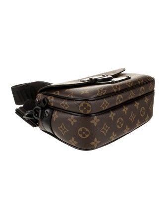 Louis Vuitton LV Monogram S Lock Messenger