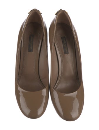 Louis Vuitton Patent Leather Pumps