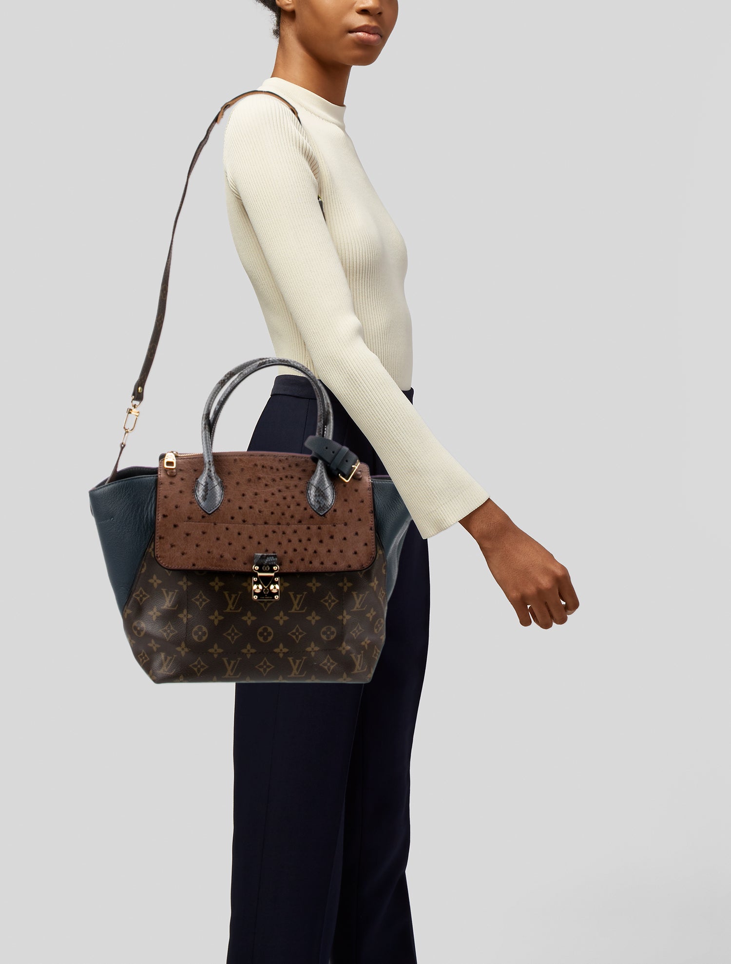 Louis Vuitton LV Monogram Limited Edition Majestueux MM