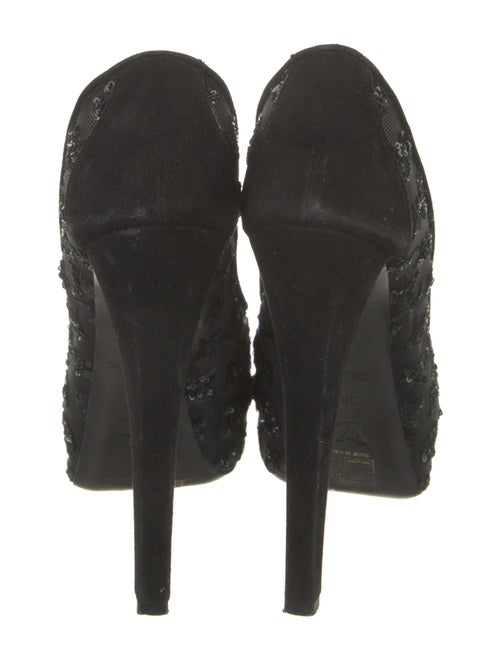 Louis Vuitton Mesh Lace Pattern Pumps