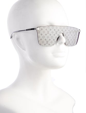 Louis Vuitton 2018 LV Monogram Sunglasses
