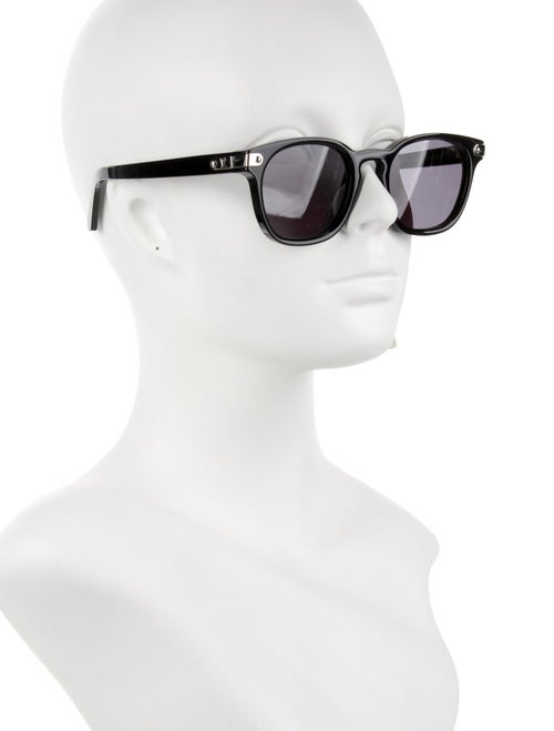 Louis Vuitton Wayfarer Tinted Sunglasses