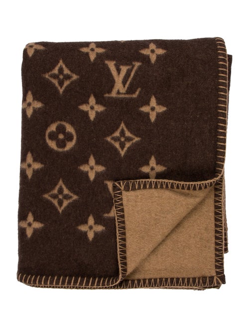 Louis Vuitton Requisites Monogram Blanket
