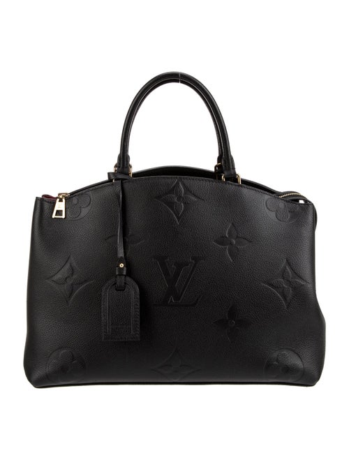 Louis Vuitton Monogram Giant Grand Palais