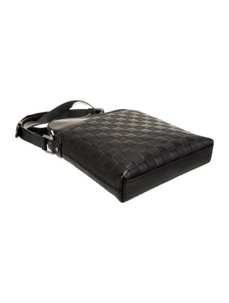 Louis Vuitton Damier Infini District Pochette