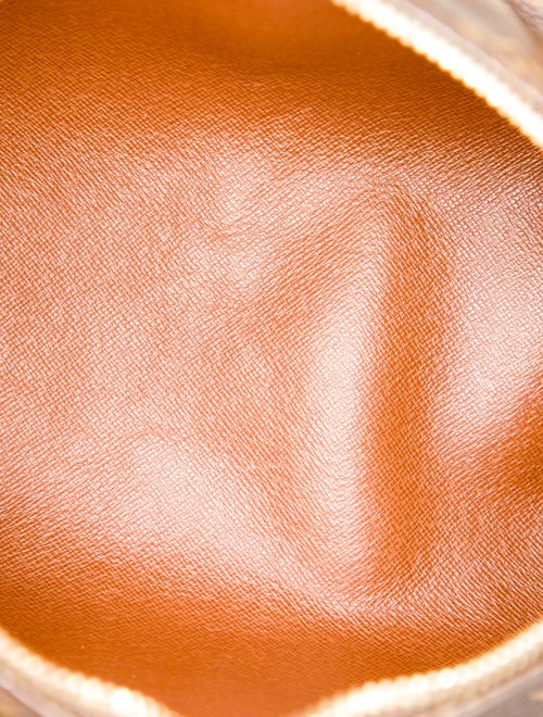 Louis Vuitton LV Monogram Papillon 26