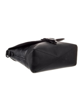 Louis Vuitton Monogram Eclipse Voyage