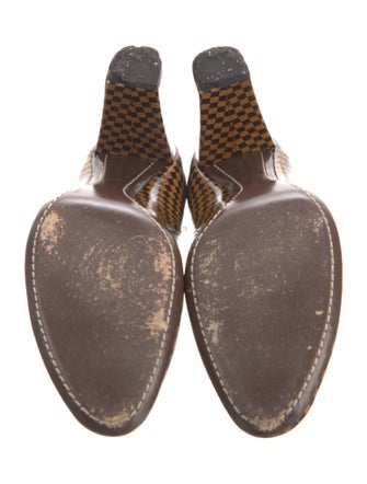 Louis Vuitton Damier Ebene Pattern Leather Pumps
