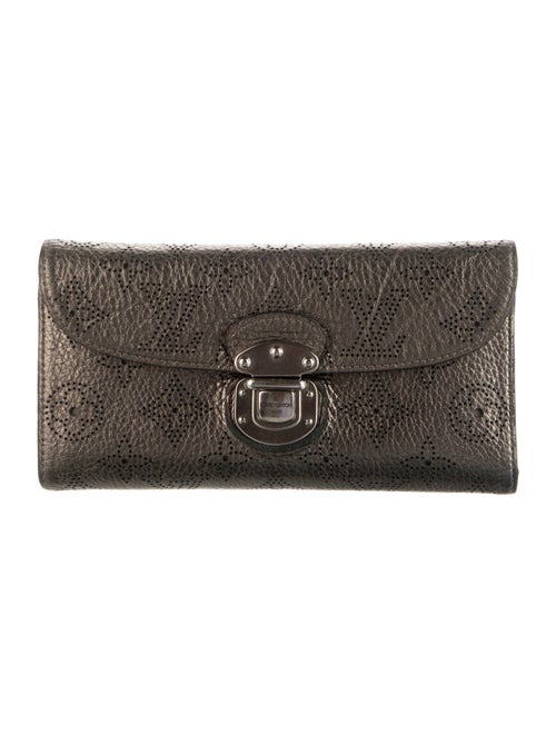 Louis Vuitton LV Monogram Mahina Leather Amelia Wallet