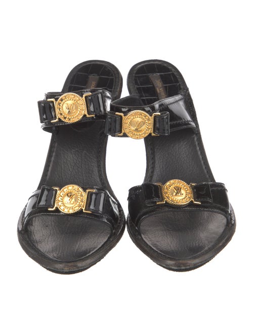 Louis Vuitton Patent Leather Bow Accents Slides