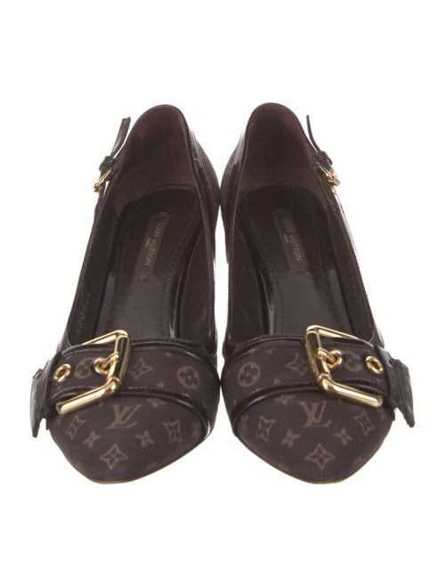 Louis Vuitton LV Monogram Canvas Pumps