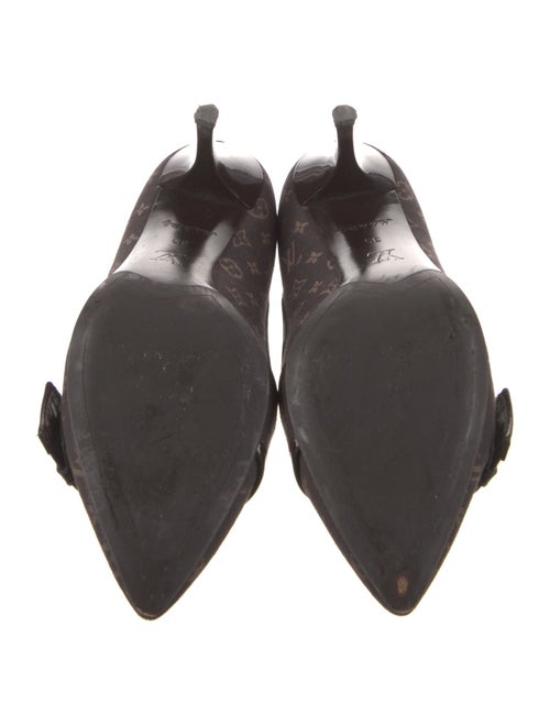 Louis Vuitton LV Monogram Canvas Pumps