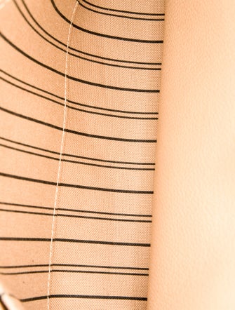 Louis Vuitton LV Monogram Montaigne MM