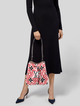 Louis Vuitton Monogram Giant Néonoé MM