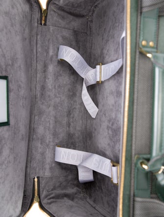 Louis Vuitton Taiga Satellite 53