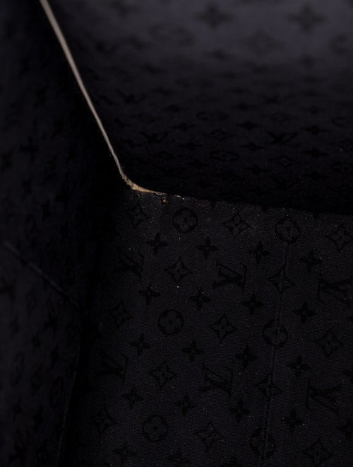 Louis Vuitton LV Monogram OnTheGo GM