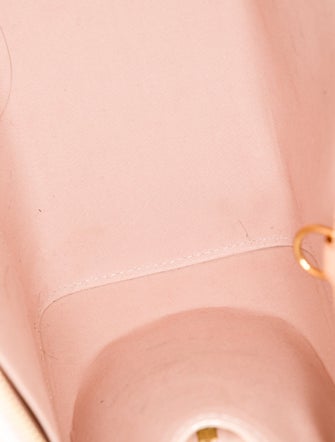 Louis Vuitton Monogram Vernis Brea MM