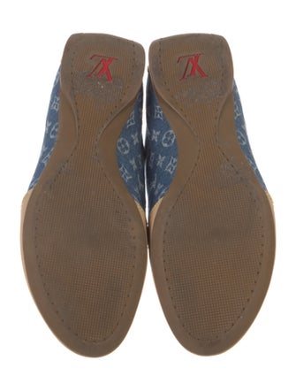 Louis Vuitton 2007 LV Monogram Sneakers