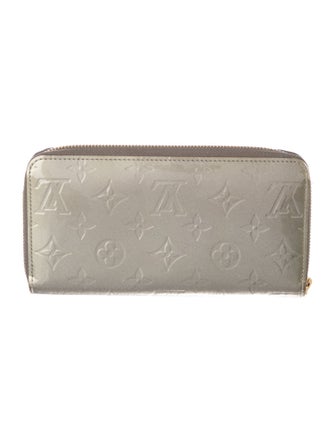 Louis Vuitton 2009 Monogram Vernis