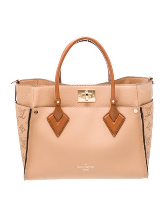 Louis Vuitton LV Monogram On My Side MM