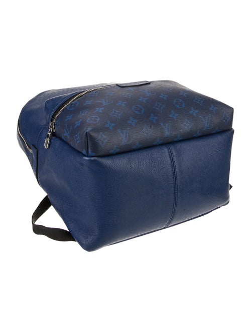 Louis Vuitton LV Monogram Discovery PM