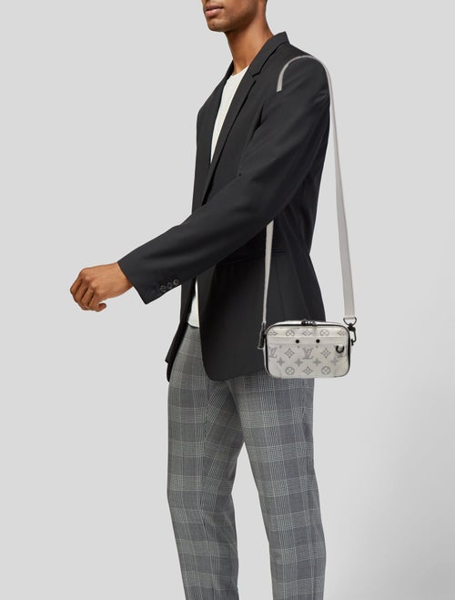 Louis Vuitton LV Monogram Alpha Wearable Wallet Bag