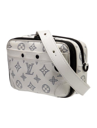 Louis Vuitton LV Monogram Alpha Wearable Wallet Bag