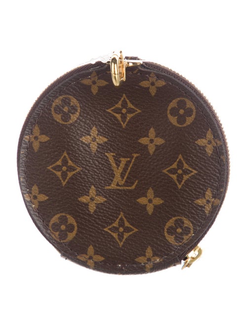 Louis Vuitton 2020 LV Monogram Round Coin Purse