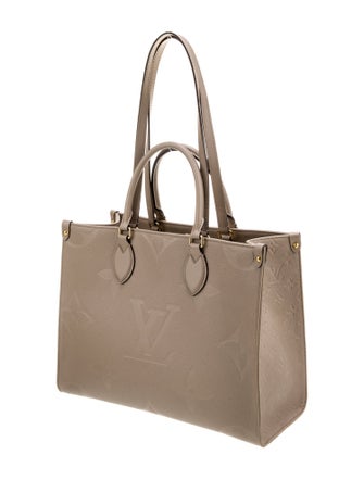 Louis Vuitton Monogram Giant OnTheGo MM