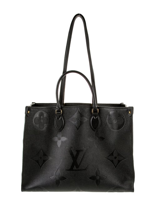 Louis Vuitton Monogram Giant OnTheGo GM