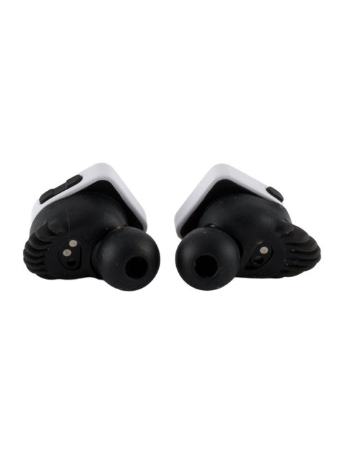 Louis Vuitton Horizon Wireless Earbuds