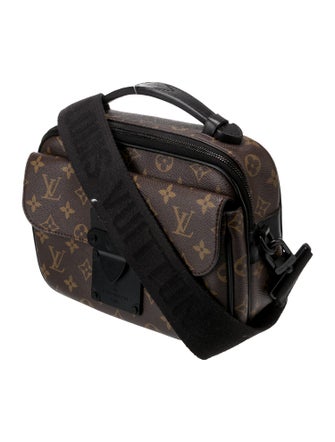 Louis Vuitton LV Monogram Macassar S Lock