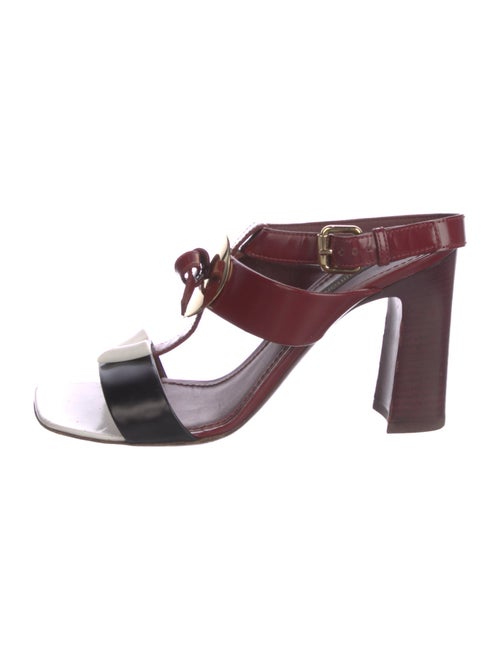 Louis Vuitton Leather T-Strap Sandals