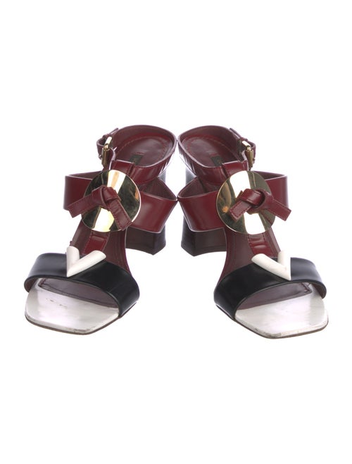 Louis Vuitton Leather T-Strap Sandals