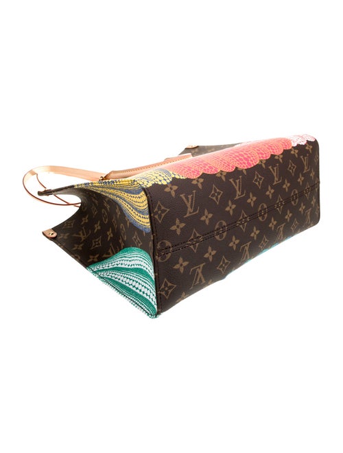 Louis Vuitton LV Monogram OnTheGo MM
