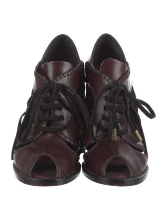 Louis Vuitton Leather Whipstitch Trim Sandals