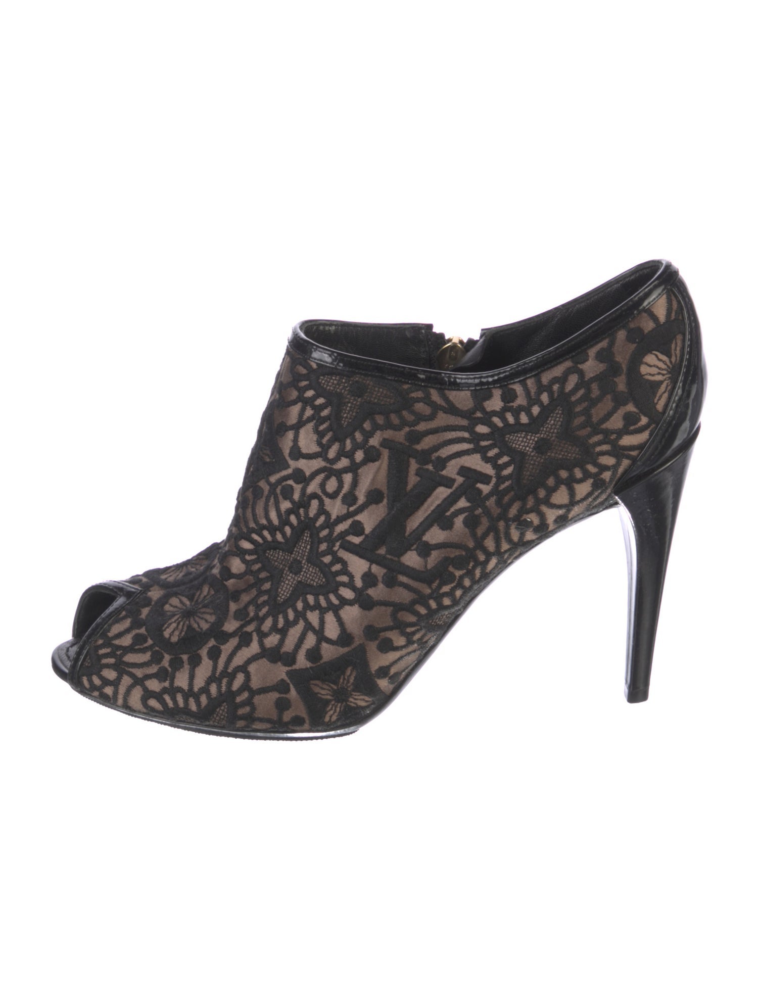 Louis Vuitton Canvas Pumps