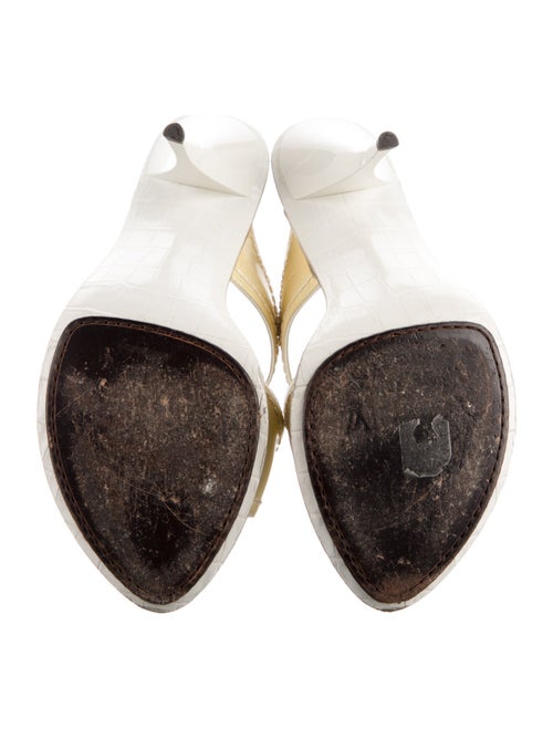 Louis Vuitton Patent Leather Bow Accents Slides