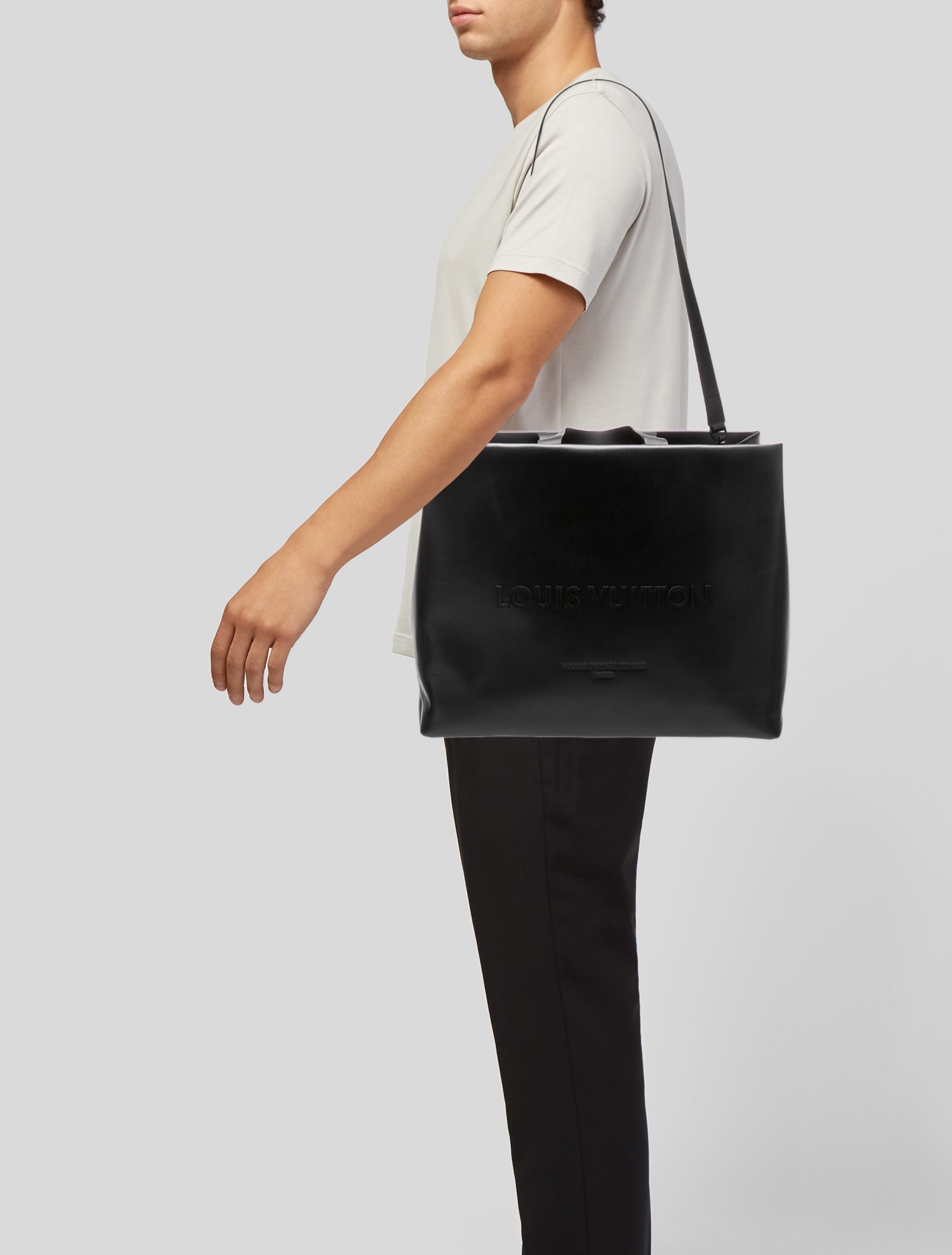 Louis Vuitton Leather Tote MM 2025 w/ Tags