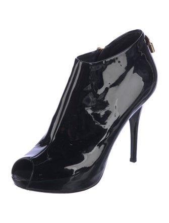 Louis Vuitton Patent Leather Leather Trim Embellishment Pumps