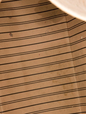 Louis Vuitton LV Monogram Artsy MM